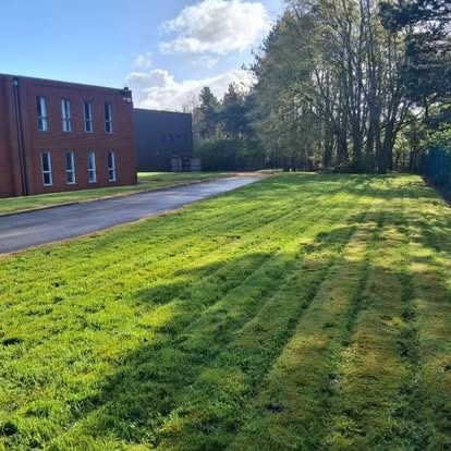 Commercial grounds, kept sharp &mdash; CRJ Gardening & Grounds