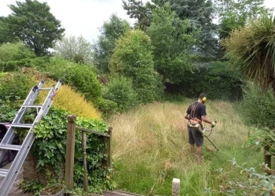 Dean on the job with CRJ Gardening & Grounds
